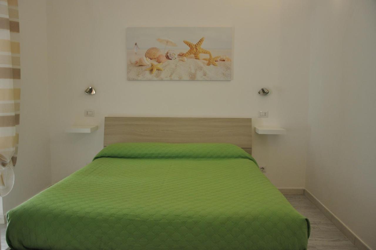 Brezza Di Mare Gaeta B&B Exterior foto